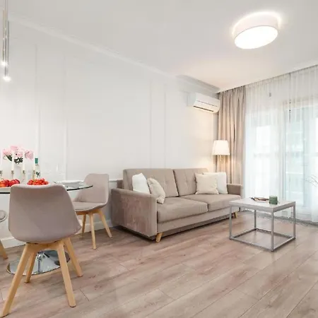 Close-urban Chic - Luxury For Up To 10 Guests In Mennica Residence, Center * وارسو
