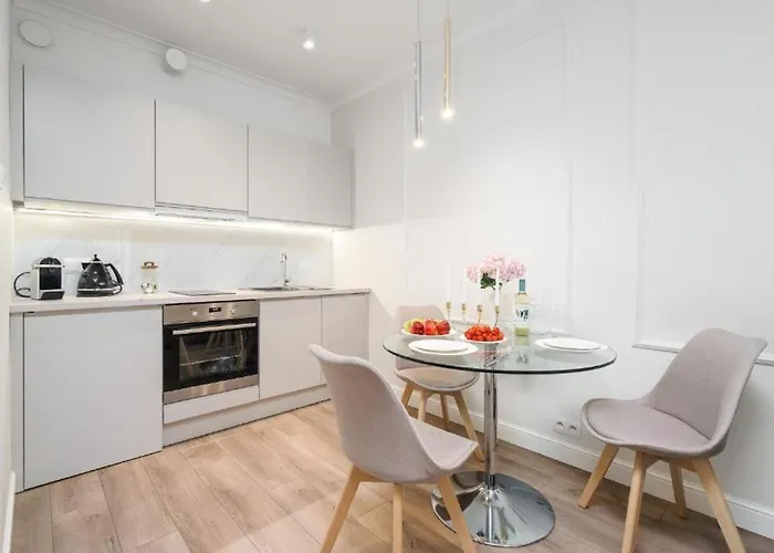Urban Chic - Luxury For Up To 10 Guests In Mennica Residence, Center Apartament Warszawa
